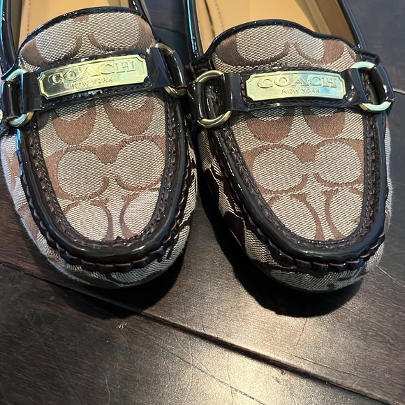 Coach loafer 8.5 EUC - Picture 2 of 14